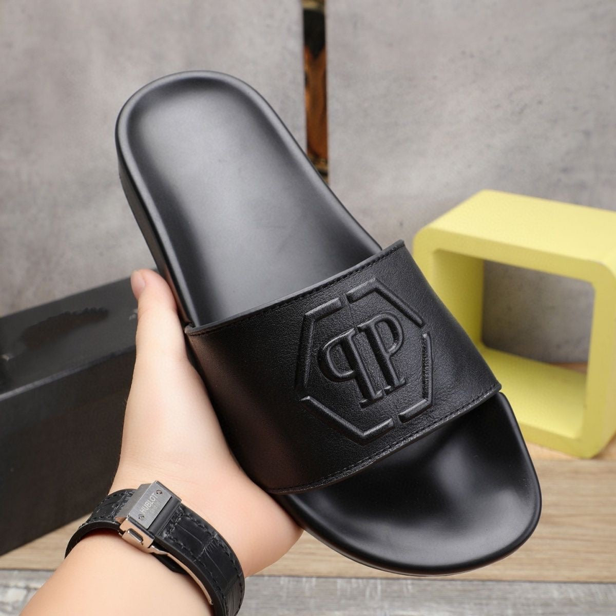 New-PP Leather slippers