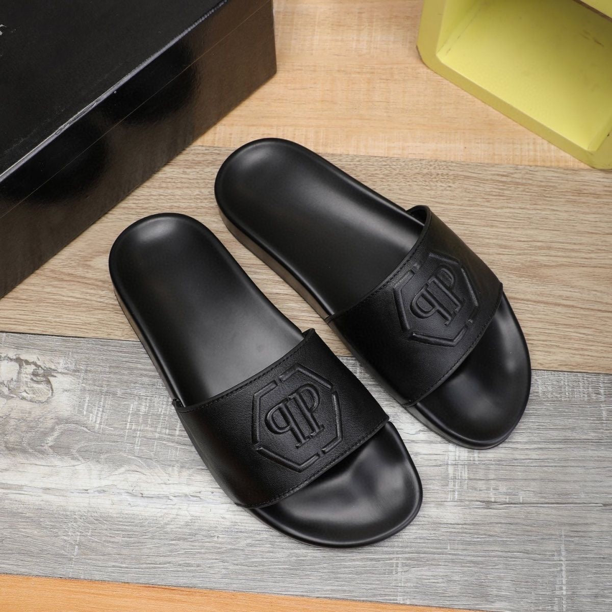 New-PP Leather slippers